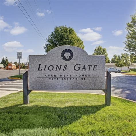 Welcome to Lion's Gate Apartment Home .